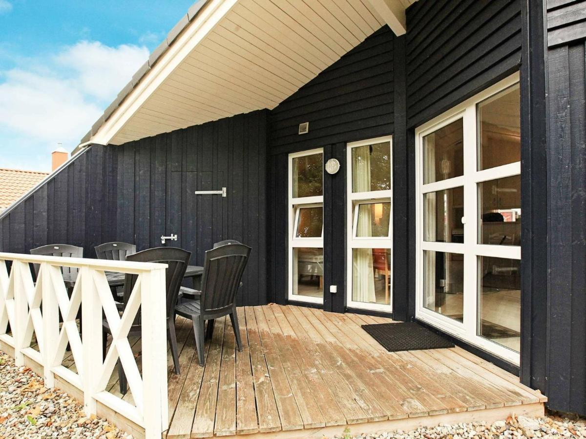 5 Person Holiday Home In Groemitz Exterior photo